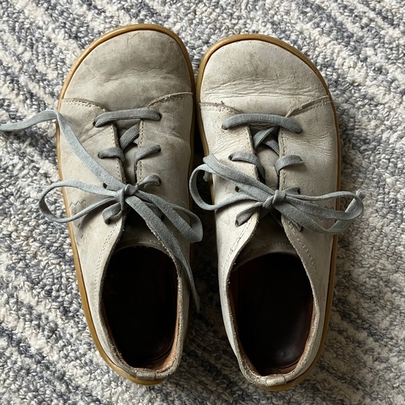 33 EU Vivobarefoot Addis Leather Shoes - Picture 3 of 7